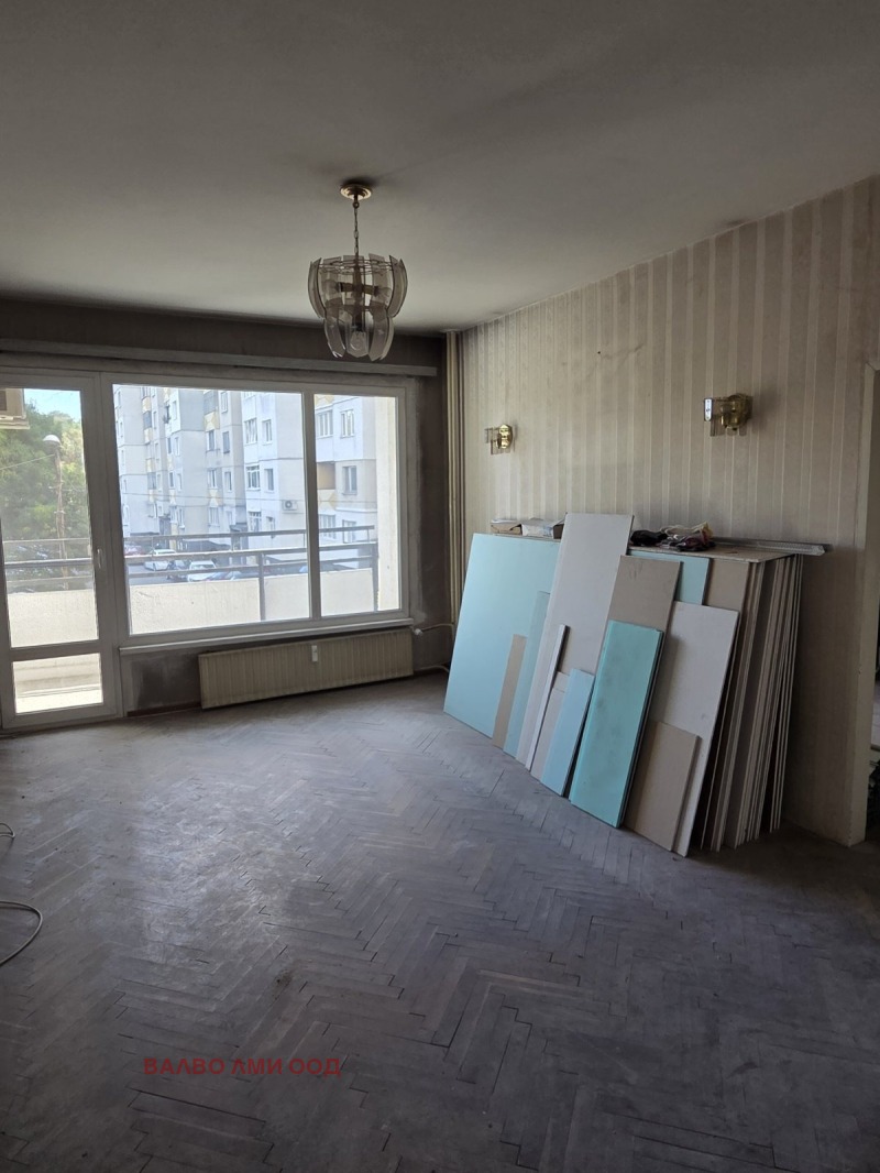 Продава 3-СТАЕН, гр. София, Стрелбище, снимка 2 - Апартаменти - 52574206