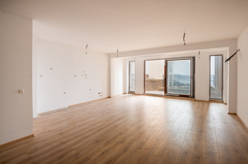 Продава 3-СТАЕН, гр. Балчик, област Добрич, снимка 2 - Апартаменти - 52647343