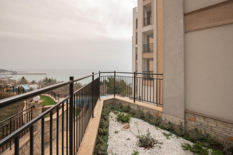 Продава 3-СТАЕН, гр. Балчик, област Добрич, снимка 4 - Апартаменти - 52647343