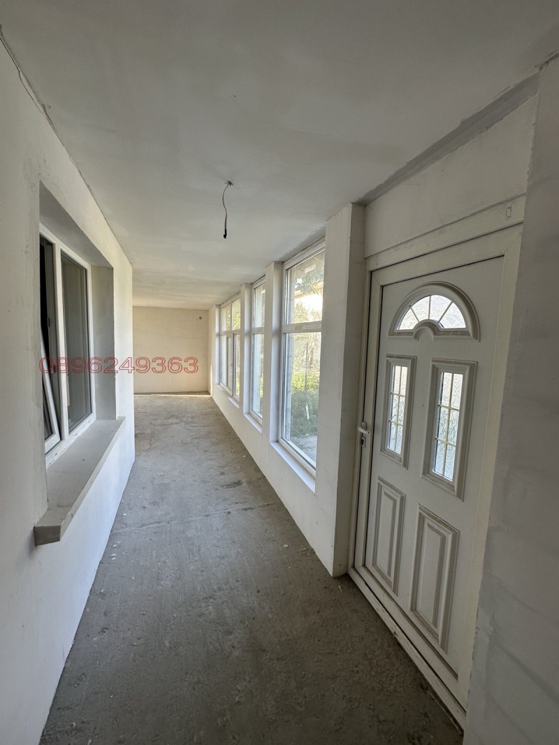 Продава КЪЩА, гр. Левски, област Плевен, снимка 3 - Къщи - 53232065