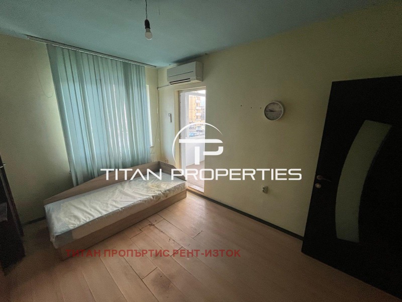 Продава КЪЩА, гр. Бургас, област Бургас, снимка 2 - Къщи - 53042265