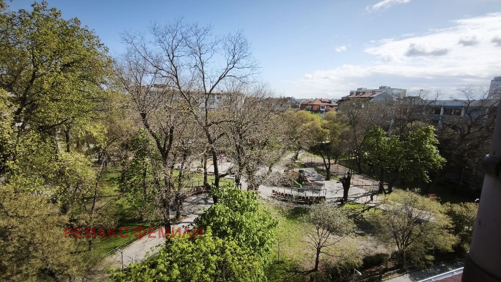 Продава 2-СТАЕН, гр. Варна, Централна поща, снимка 15 - Апартаменти - 53810063