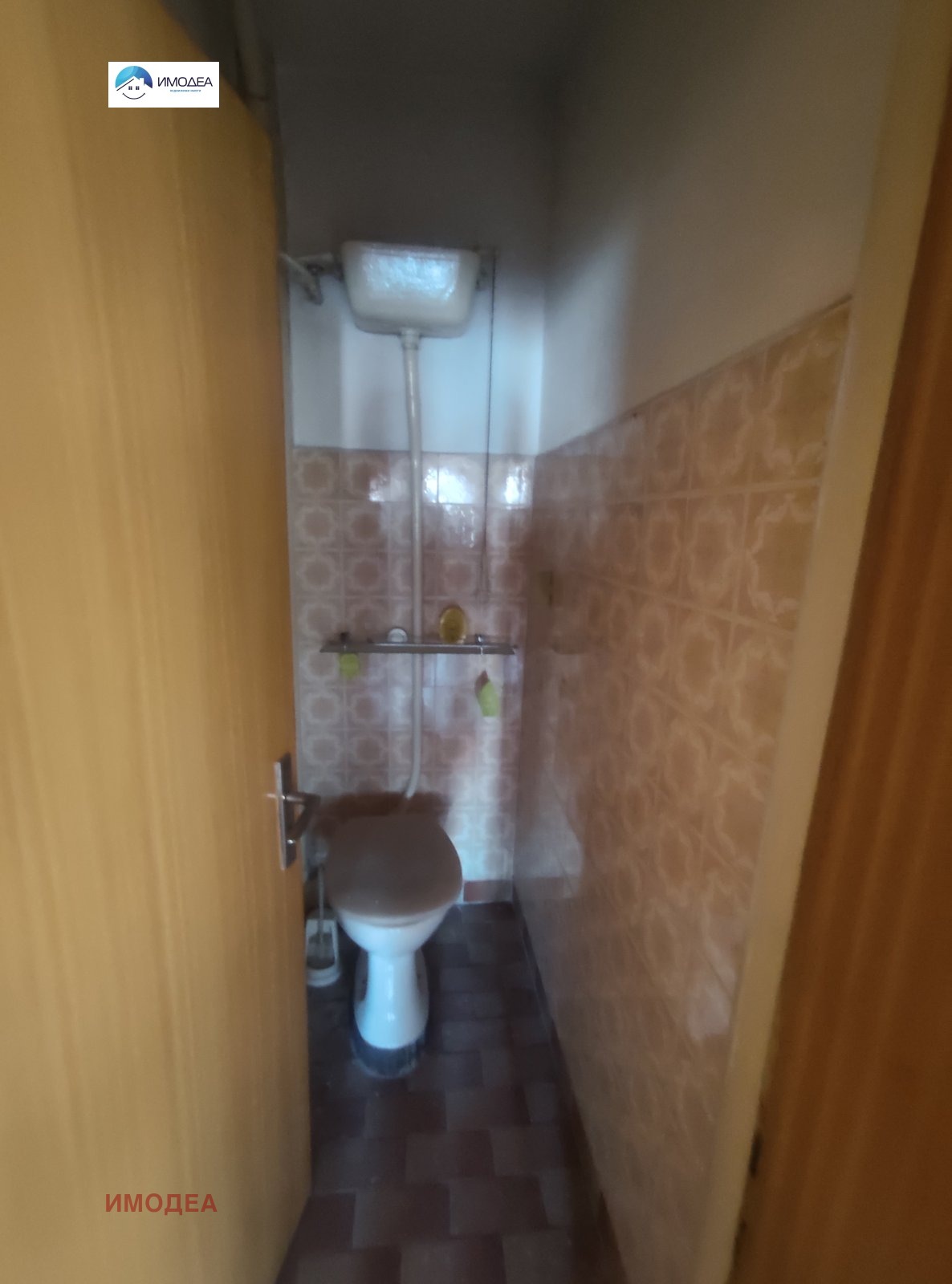 Продава МНОГОСТАЕН, гр. Велико Търново, Бузлуджа, снимка 11 - Апартаменти - 55061390