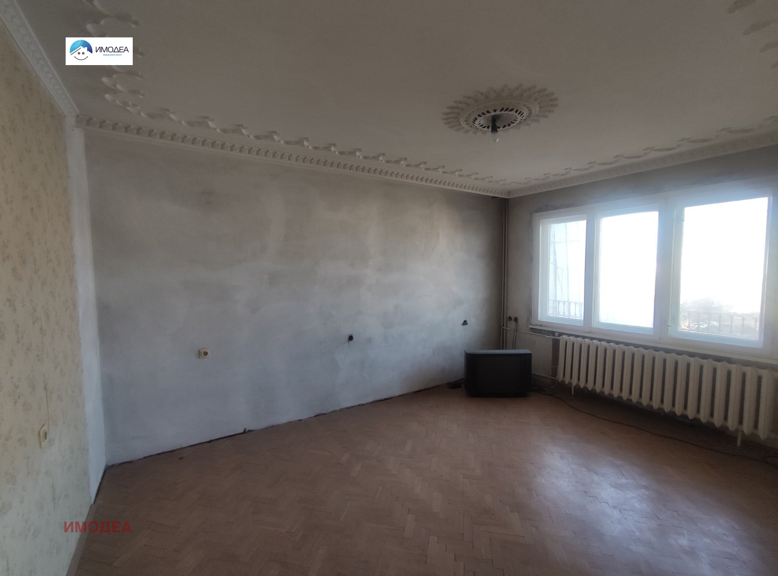 Продава МНОГОСТАЕН, гр. Велико Търново, Бузлуджа, снимка 5 - Апартаменти - 55061390