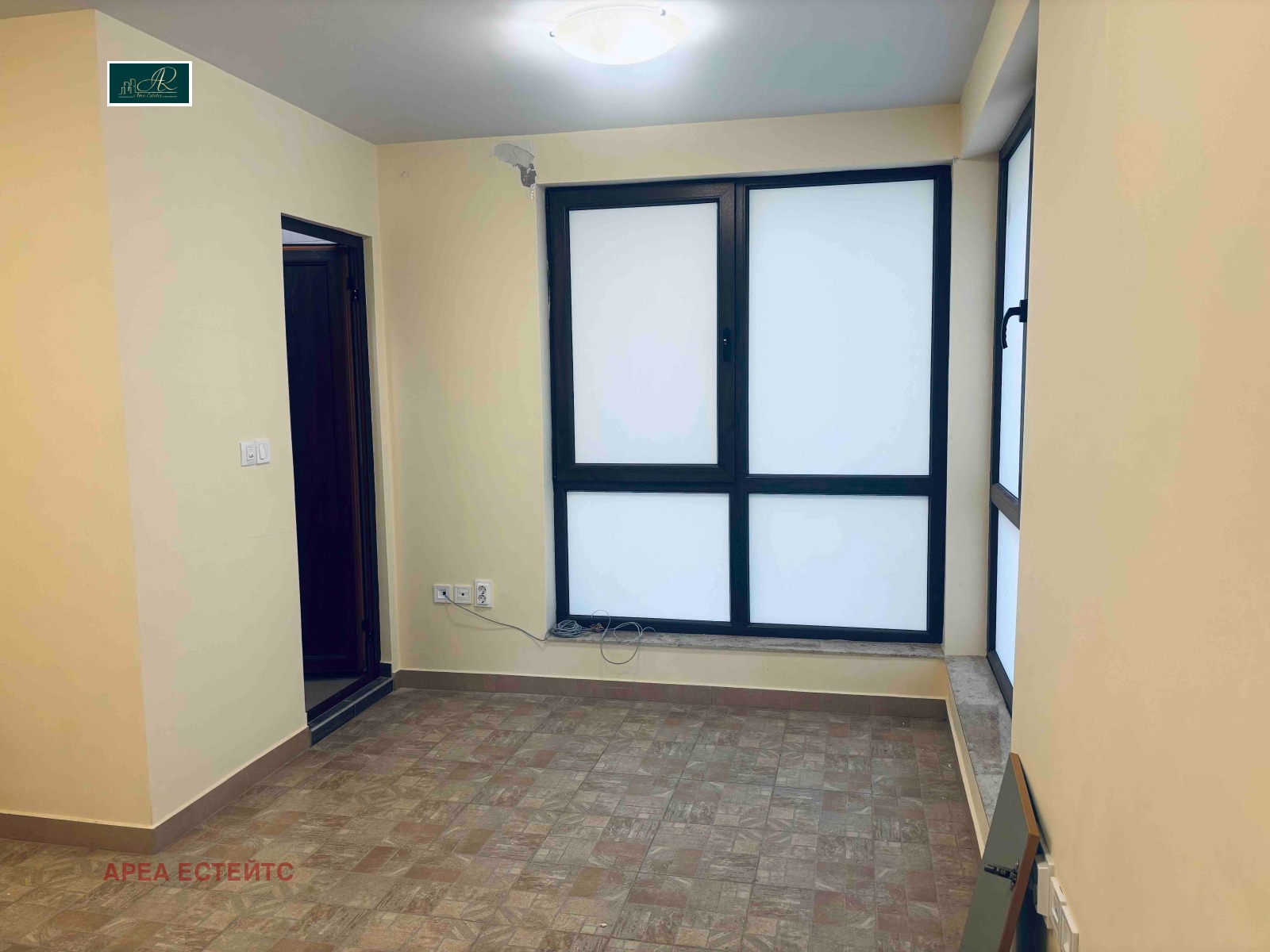 Продава ОФИС, гр. Бургас, Лазур, снимка 3 - Офиси - 55832922