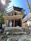 Продава КЪЩА, град Варна, м-т Ален мак • 240250 € • 65006500 — Holmes.bg