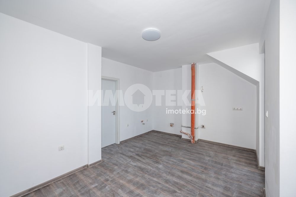 Продава 2-СТАЕН, гр. Пловдив, Кършияка, снимка 2 - Апартаменти - 54223607