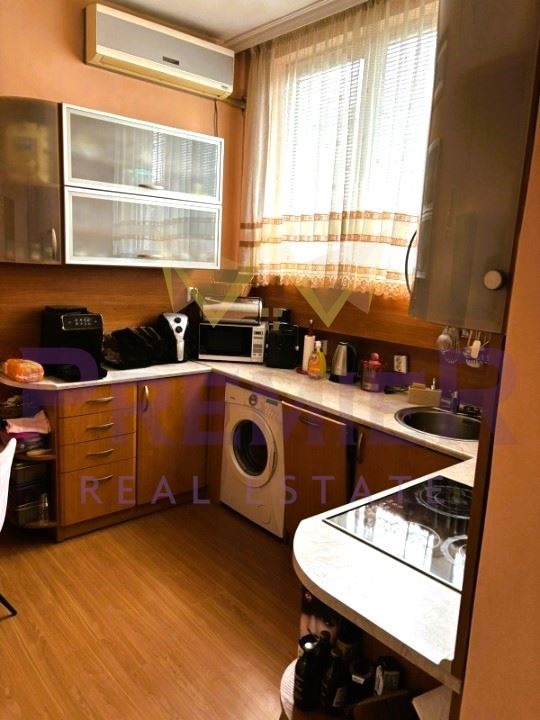 Продава 3-СТАЕН, гр. София, Илинден, снимка 3 - Апартаменти - 53072942