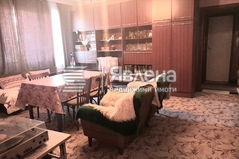 Продава 3-СТАЕН, гр. Чепеларе, област Смолян, снимка 2 - Апартаменти - 55697499