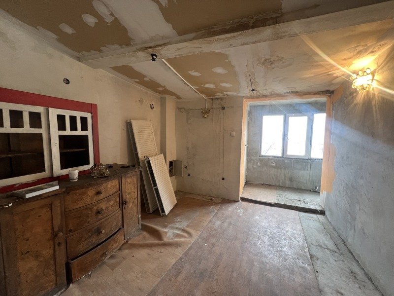 Продава АТЕЛИЕ, ТАВАН, гр. София, Център, снимка 5 - Апартаменти - 53562460