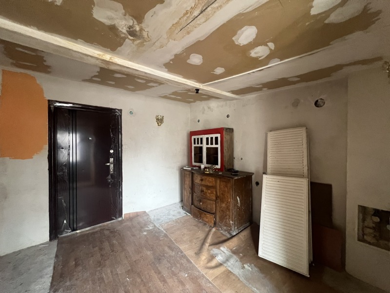 Продава АТЕЛИЕ, ТАВАН, гр. София, Център, снимка 3 - Апартаменти - 53562460