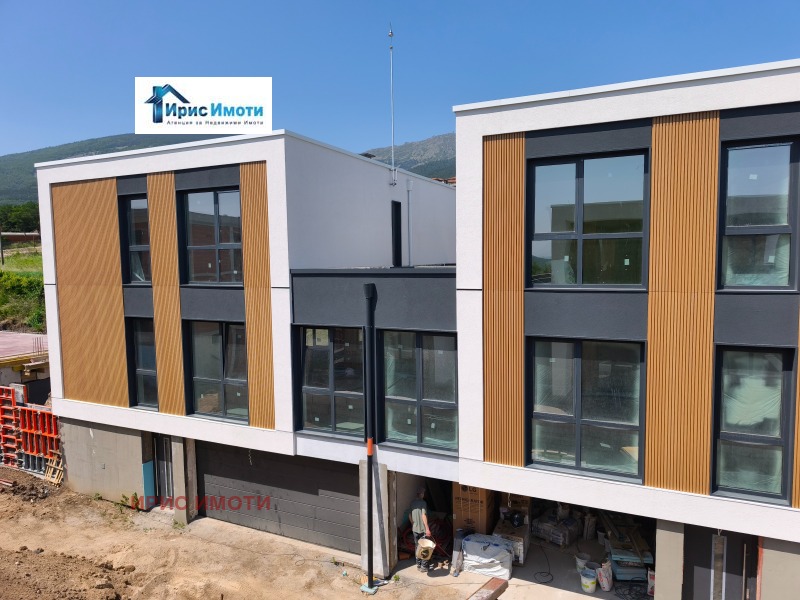 Satılık  Ev Sofia , Bistrica , 302 metrekare | 29710573