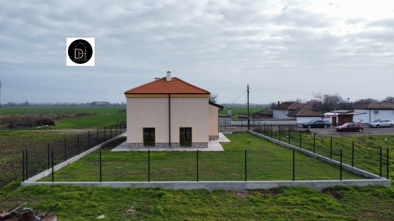 Продава КЪЩА, с. Манолско Конаре, област Пловдив, снимка 3 - Къщи - 53030886