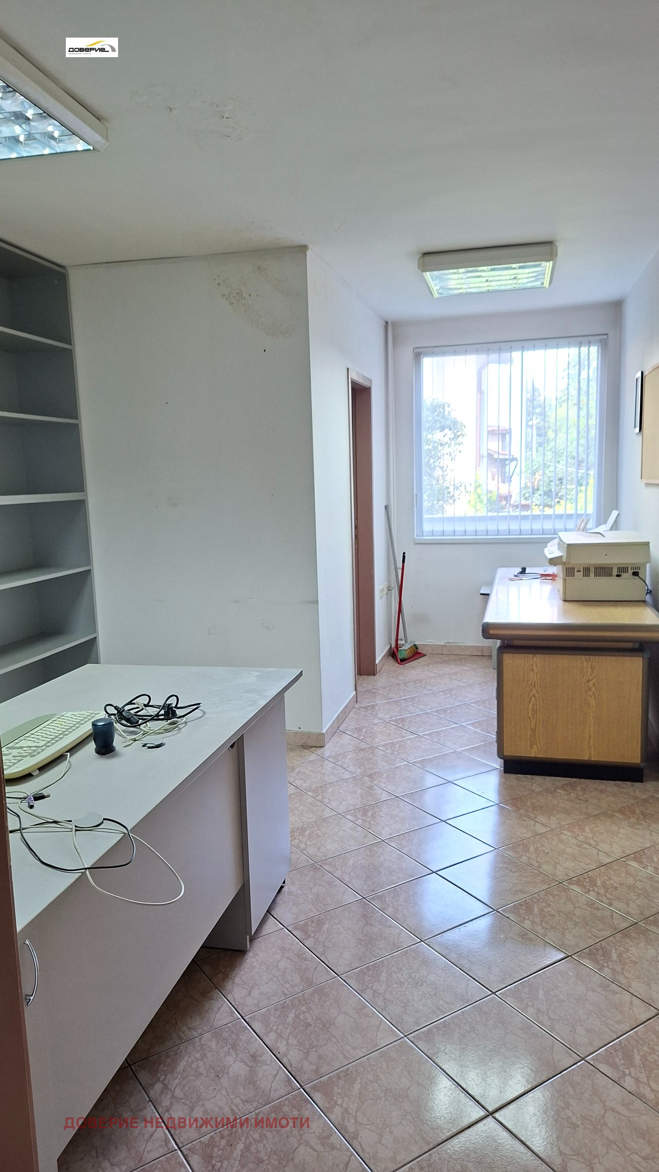 Продава МАГАЗИН, гр. София, Триъгълника, снимка 3 - Магазини - 55247915