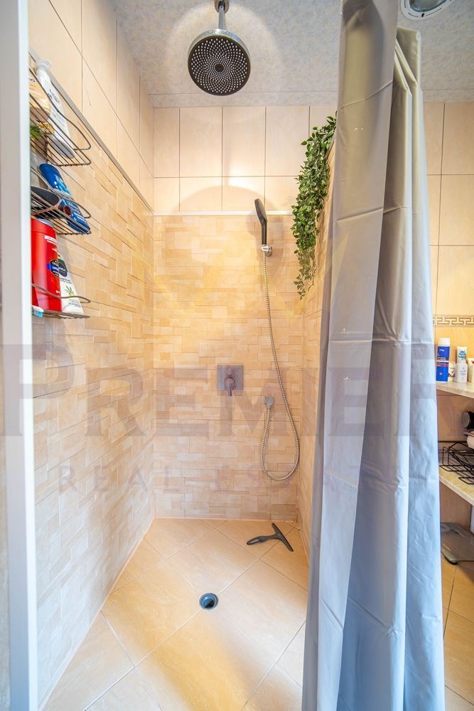 Продава КЪЩА, гр. Варна, Изгрев, снимка 9 - Къщи - 53073572