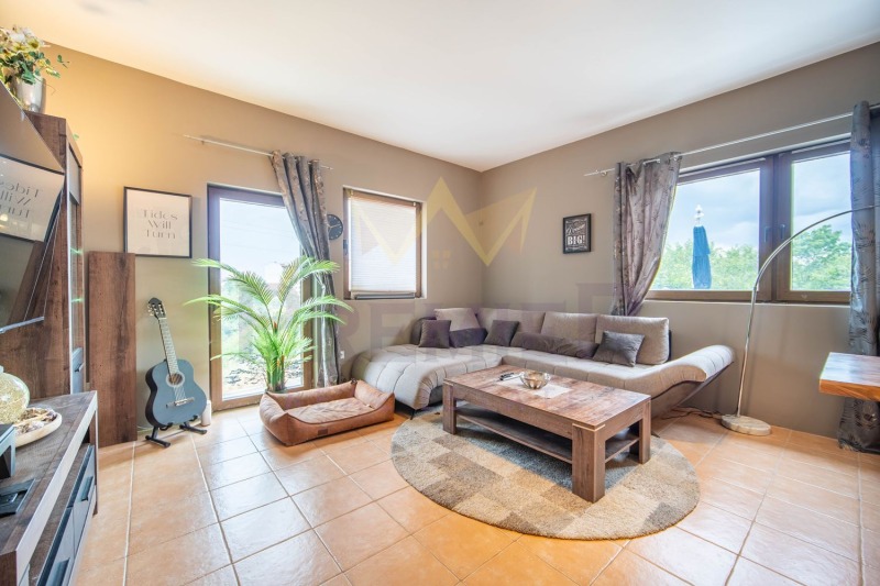 Продава КЪЩА, гр. Варна, Изгрев, снимка 3 - Къщи - 53073572