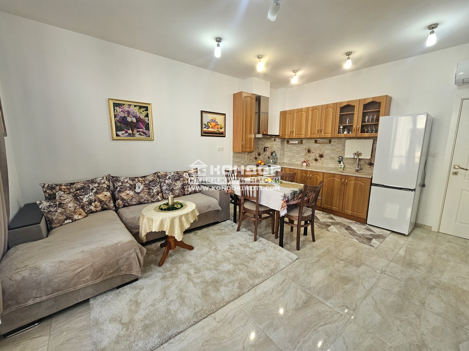Продава 2-СТАЕН, гр. Пловдив, Остромила, снимка 2 - Апартаменти - 55797554