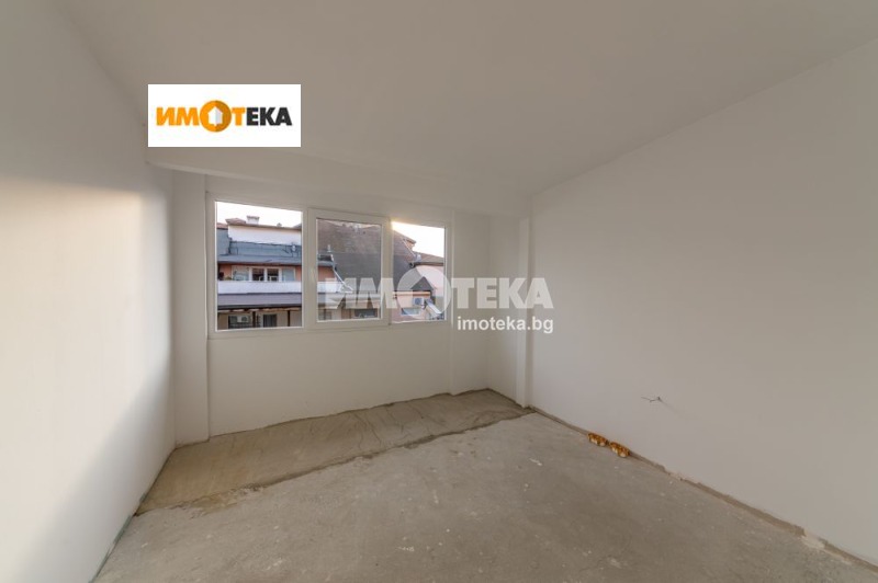 Продава 3-СТАЕН, гр. Варна, Зимно кино Тракия, снимка 12 - Aпартаменти - 48096038