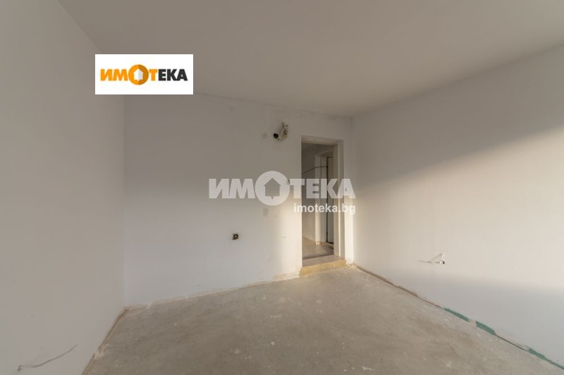 Продава 3-СТАЕН, гр. Варна, Зимно кино Тракия, снимка 13 - Aпартаменти - 48096038