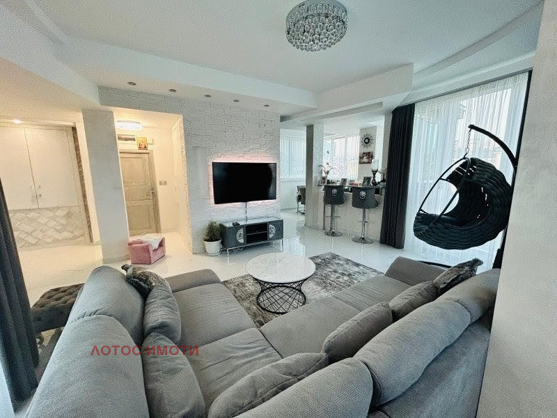 Продава 3-СТАЕН, гр. Пловдив, Кършияка, снимка 10 - Апартаменти - 54992668