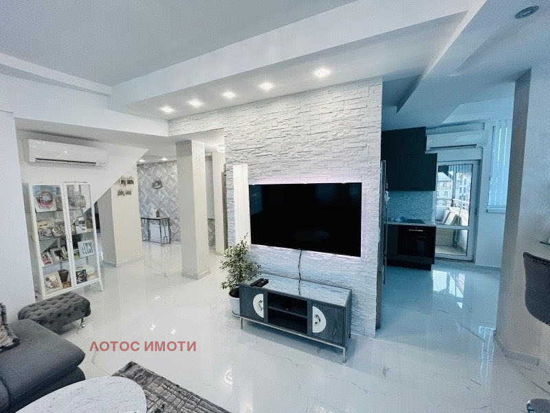 Продава 3-СТАЕН, гр. Пловдив, Кършияка, снимка 3 - Апартаменти - 54992668