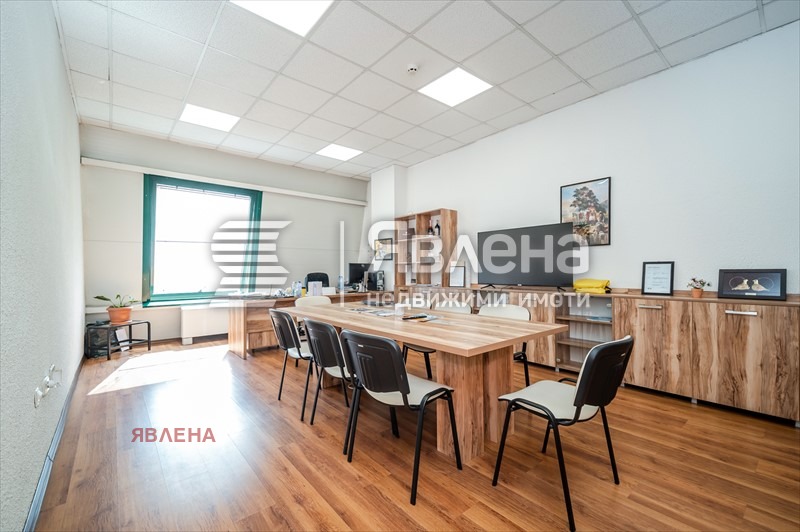 Eladó  Hivatal Sofia , Gorubljane , 389 négyzetméter | 30167252 - kép [8]