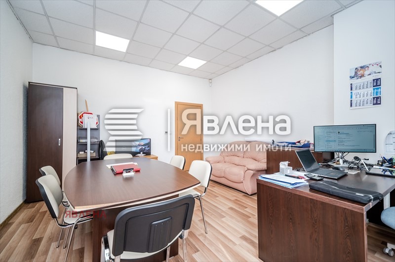 Eladó  Hivatal Sofia , Gorubljane , 389 négyzetméter | 30167252 - kép [16]