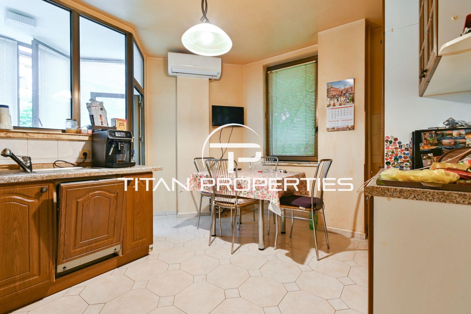 Продава 3-СТАЕН, гр. София, Триъгълника, снимка 4 - Апартаменти - 56213668