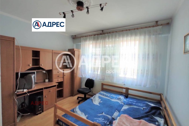 Продава 3-СТАЕН, гр. Разград, Орел, снимка 3 - Aпартаменти - 47102431