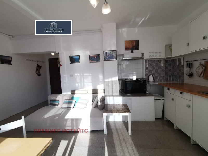 Продава 3-СТАЕН, гр. София, Гоце Делчев, снимка 3 - Aпартаменти - 46906328