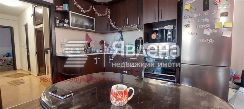 Продава МНОГОСТАЕН, гр. Поморие, област Бургас, снимка 2 - Апартаменти - 52852208