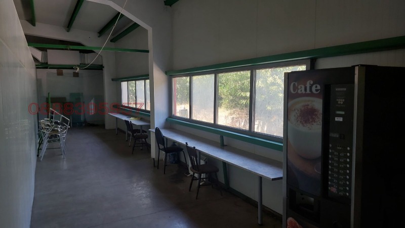 Продава ПРОМ. ПОМЕЩЕНИЕ, гр. Карлово, област Пловдив, снимка 5 - Производствени сгради - 52630206