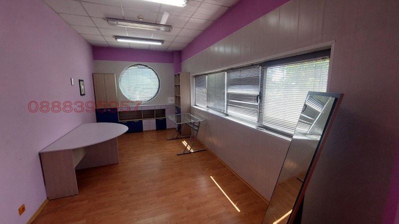 Продава ПРОМ. ПОМЕЩЕНИЕ, гр. Карлово, област Пловдив, снимка 9 - Производствени сгради - 52630206