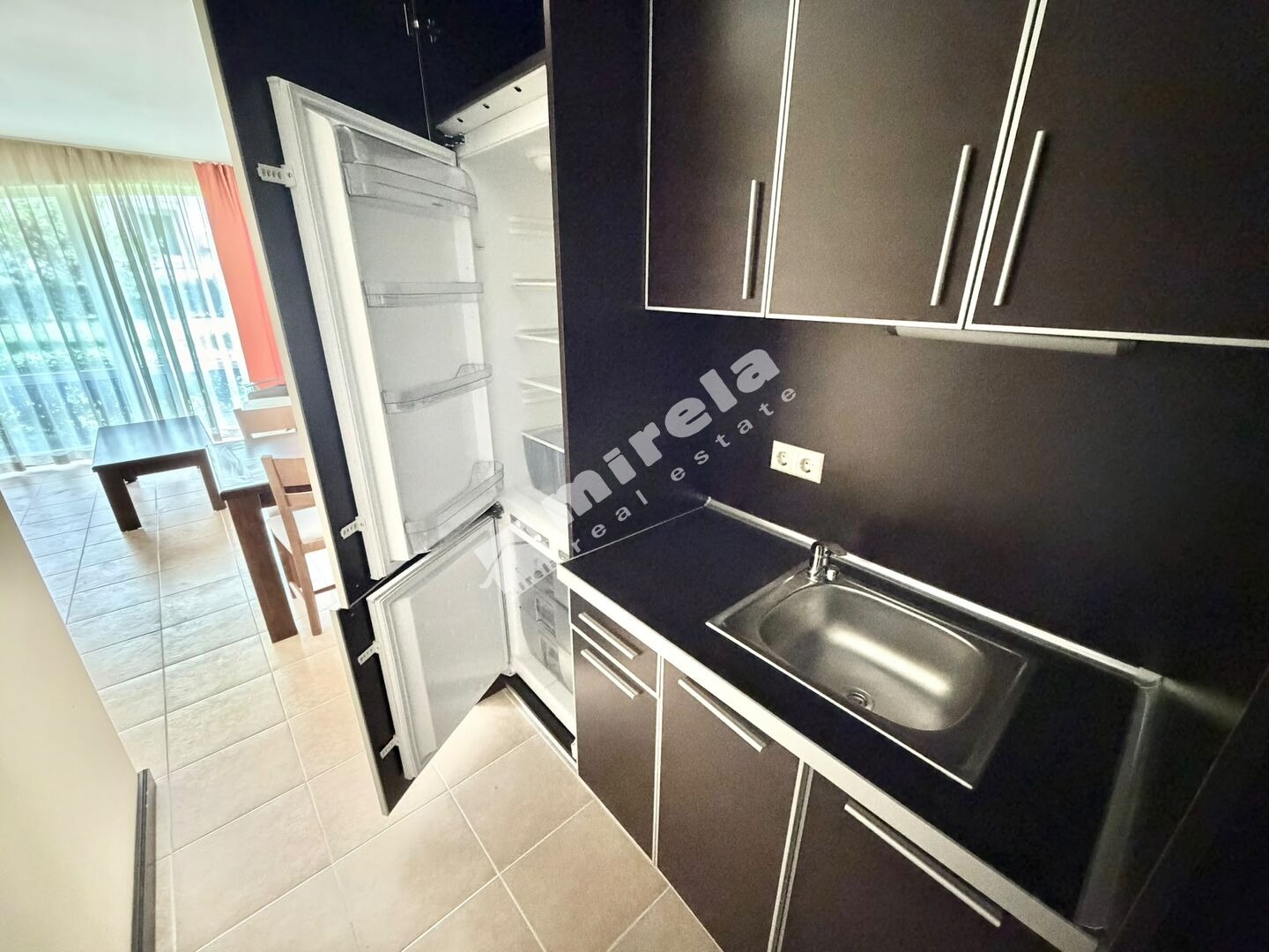 Продава 2-СТАЕН, гр. Поморие, област Бургас