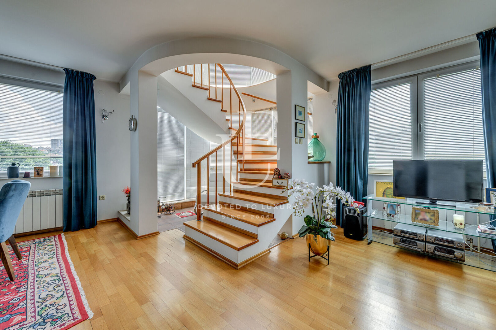 Продава МЕЗОНЕТ, гр. София, Лозенец, снимка 3 - Апартаменти - 54732130