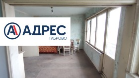 Продава  4-стаен, гр. Севлиево