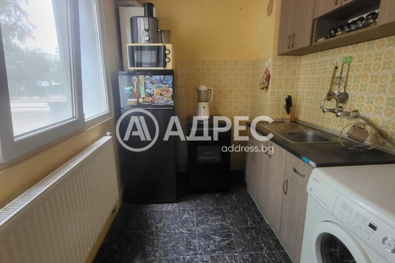 Продава  2-стаен област Габрово , гр. Севлиево , 60 кв.м | 22410782 - изображение [6]