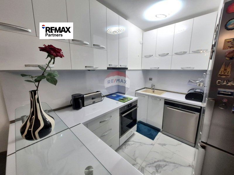 Продава 2-СТАЕН, гр. Варна, Възраждане 1, снимка 6 - Апартаменти - 53117481