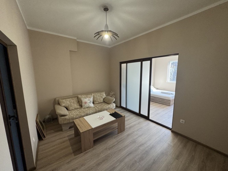 Продава 3-СТАЕН, гр. София, Център, снимка 8 - Апартаменти - 52708676