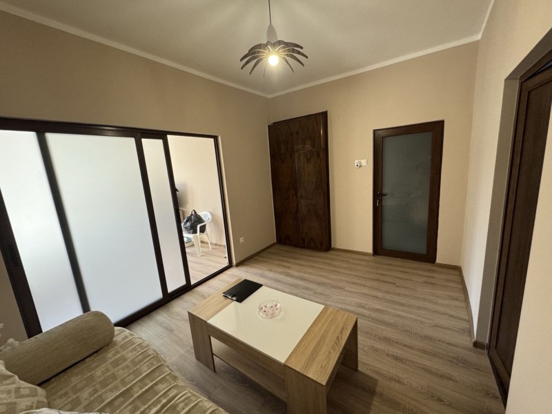 Продава 3-СТАЕН, гр. София, Център, снимка 7 - Апартаменти - 52708676