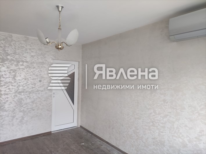 Na sprzedaż  3 sypialnie Warna , Asparuchowo , 170 mkw | 84920139 - obraz [3]