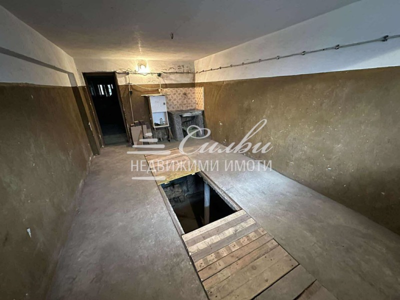 Продава МНОГОСТАЕН, гр. Търговище, Вароша, снимка 11 - Апартаменти - 52721127