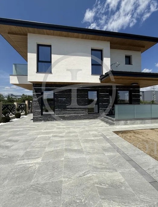 Продава КЪЩА, гр. Пловдив, Коматево, снимка 2 - Къщи - 54690474