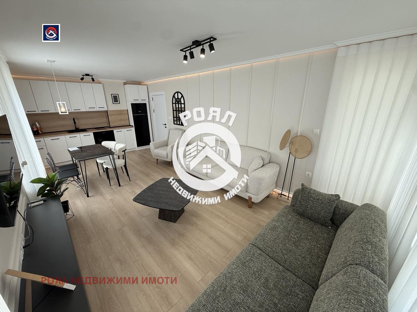 Продава 2-СТАЕН, гр. Пловдив, Остромила, снимка 2 - Апартаменти - 52748130