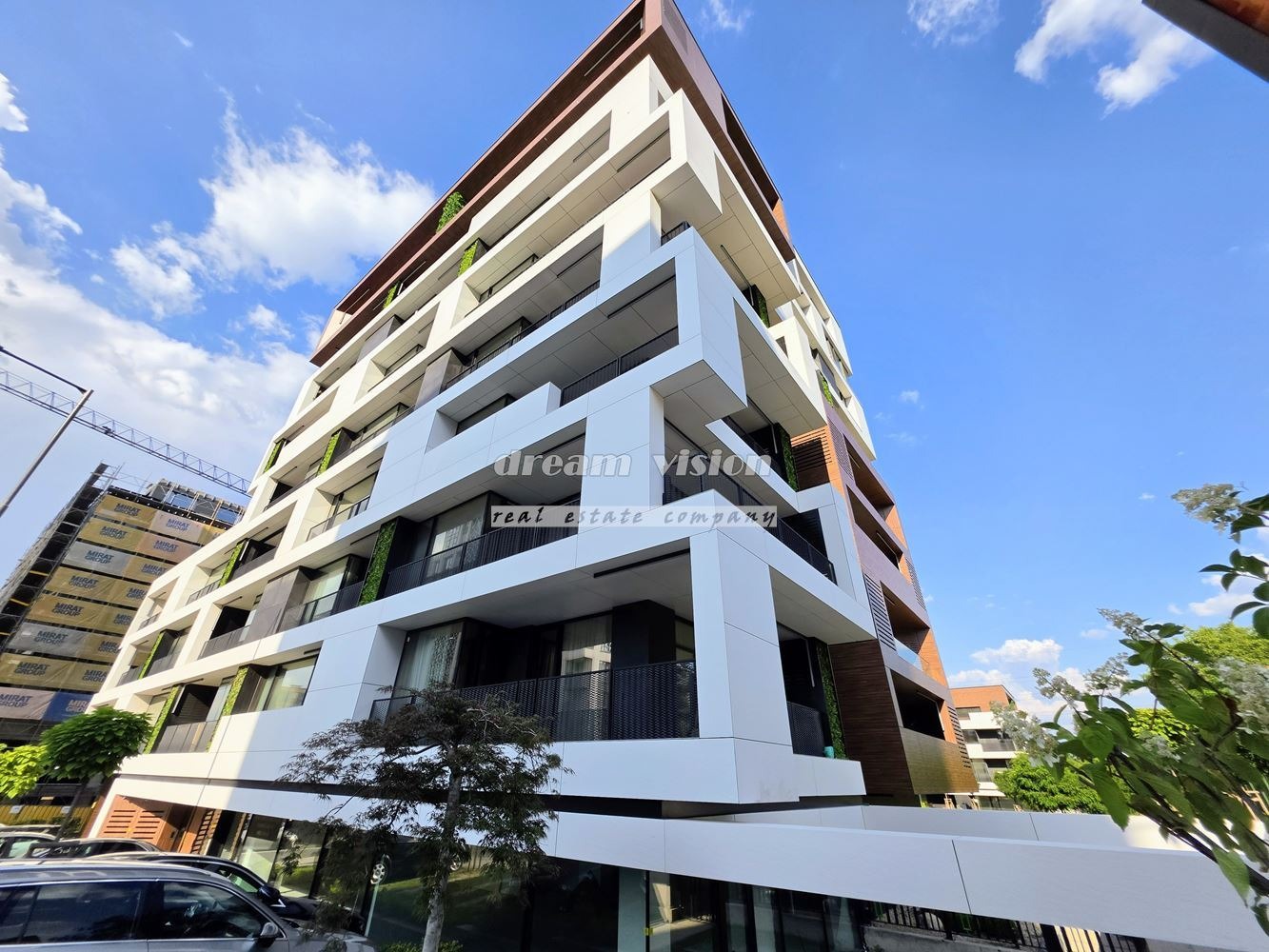 Продава МНОГОСТАЕН, гр. София, Кръстова вада
