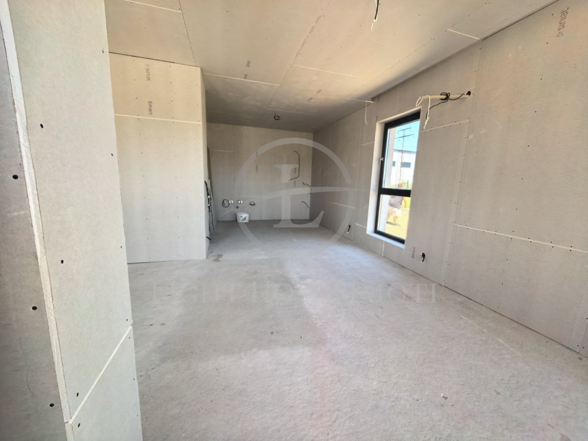 Продава КЪЩА, гр. Пловдив, Коматево, снимка 15 - Къщи - 54690474