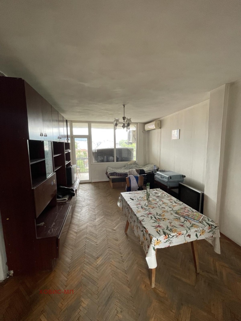 Zu verkaufen  3 Schlafzimmer Plowdiw , Kjutschuk Parisch , 120 qm | 32156690 - Bild [3]