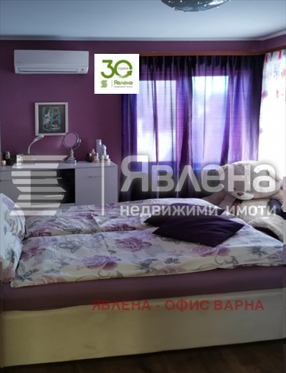 Продава МНОГОСТАЕН, гр. Варна, Център, снимка 2 - Aпартаменти - 48697607