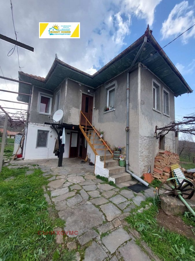 Продава КЪЩА, с. Лазарци, област Велико Търново, снимка 1 - Къщи - 45062382