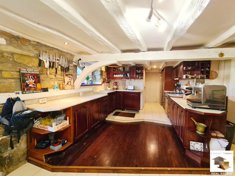 Продава  Къща област Велико Търново , с. Церова кория , 300 кв.м | 71857136 - изображение [2]